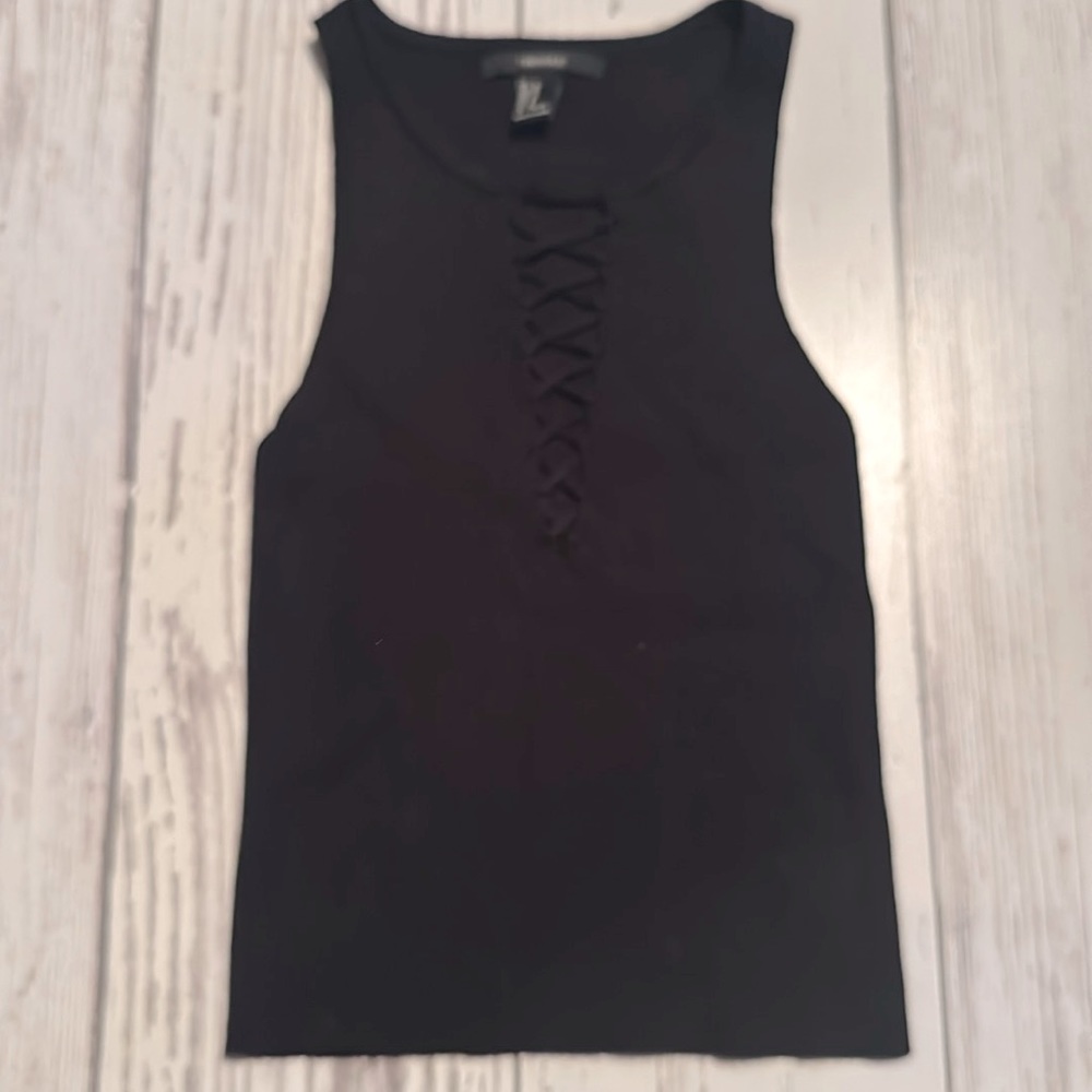 Ribbed tank